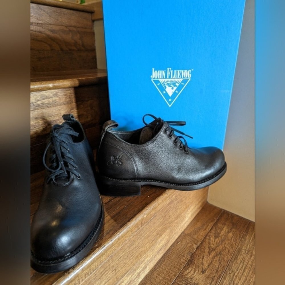 John Fleuvog, Simple living black Winch shoe Women's 10, men's 8.5 - Picture 7 of 15